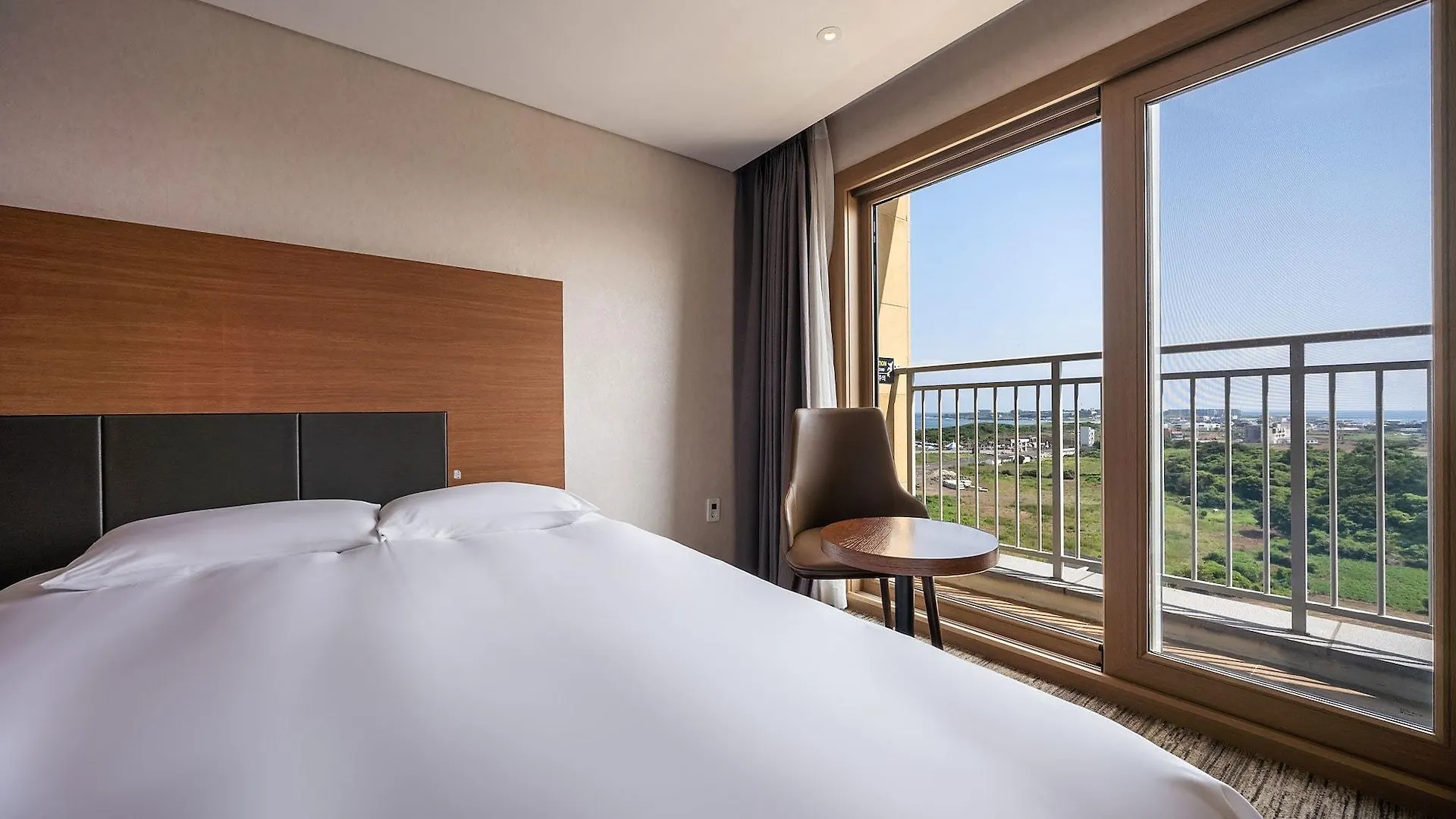 Golden Tulip Jeju Seongsan Hotel