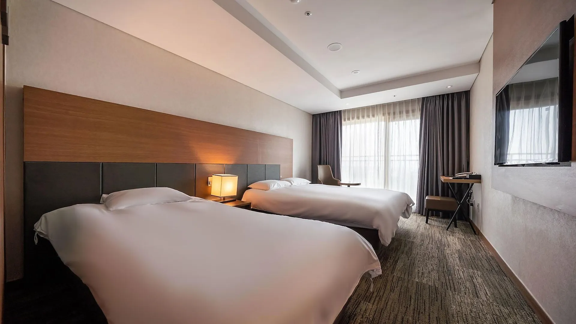 Golden Tulip Jeju Seongsan Hotel
