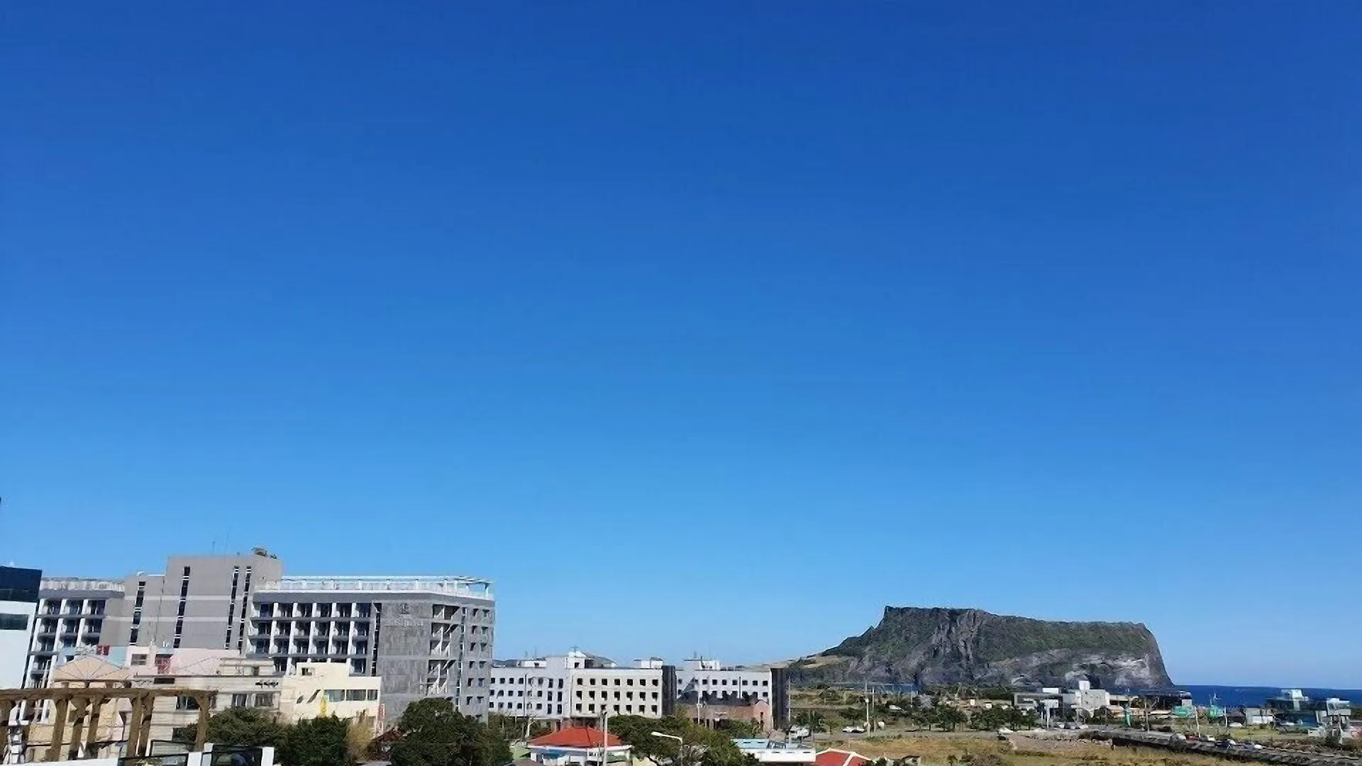Golden Tulip Jeju Seongsan Hotel