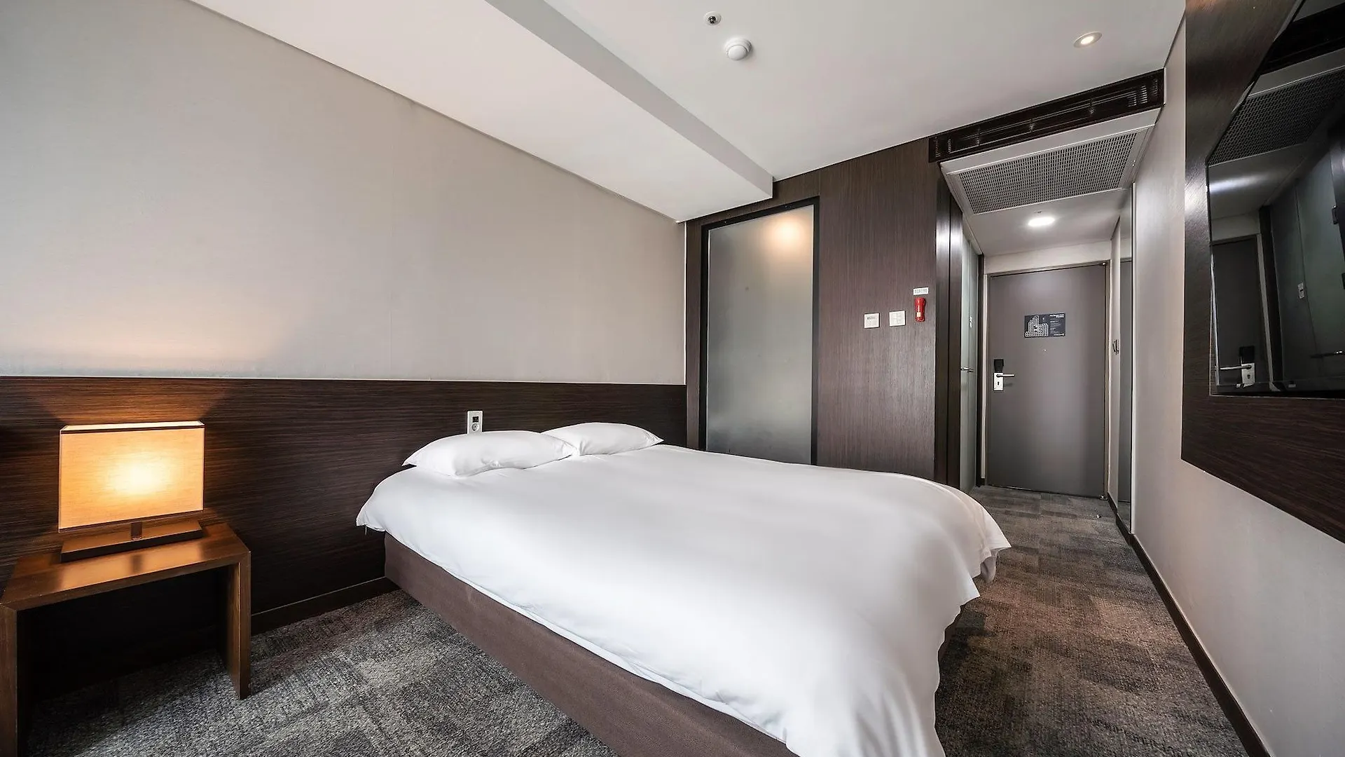 Golden Tulip Jeju Seongsan Hotel