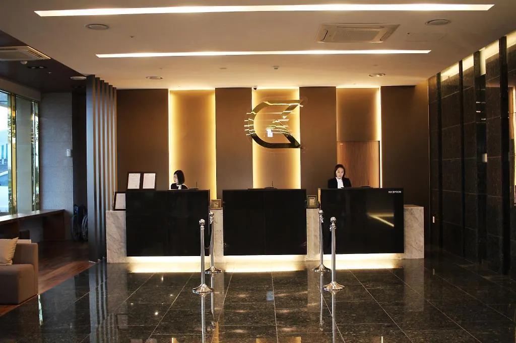 Golden Tulip Jeju Seongsan Hotel 3*,