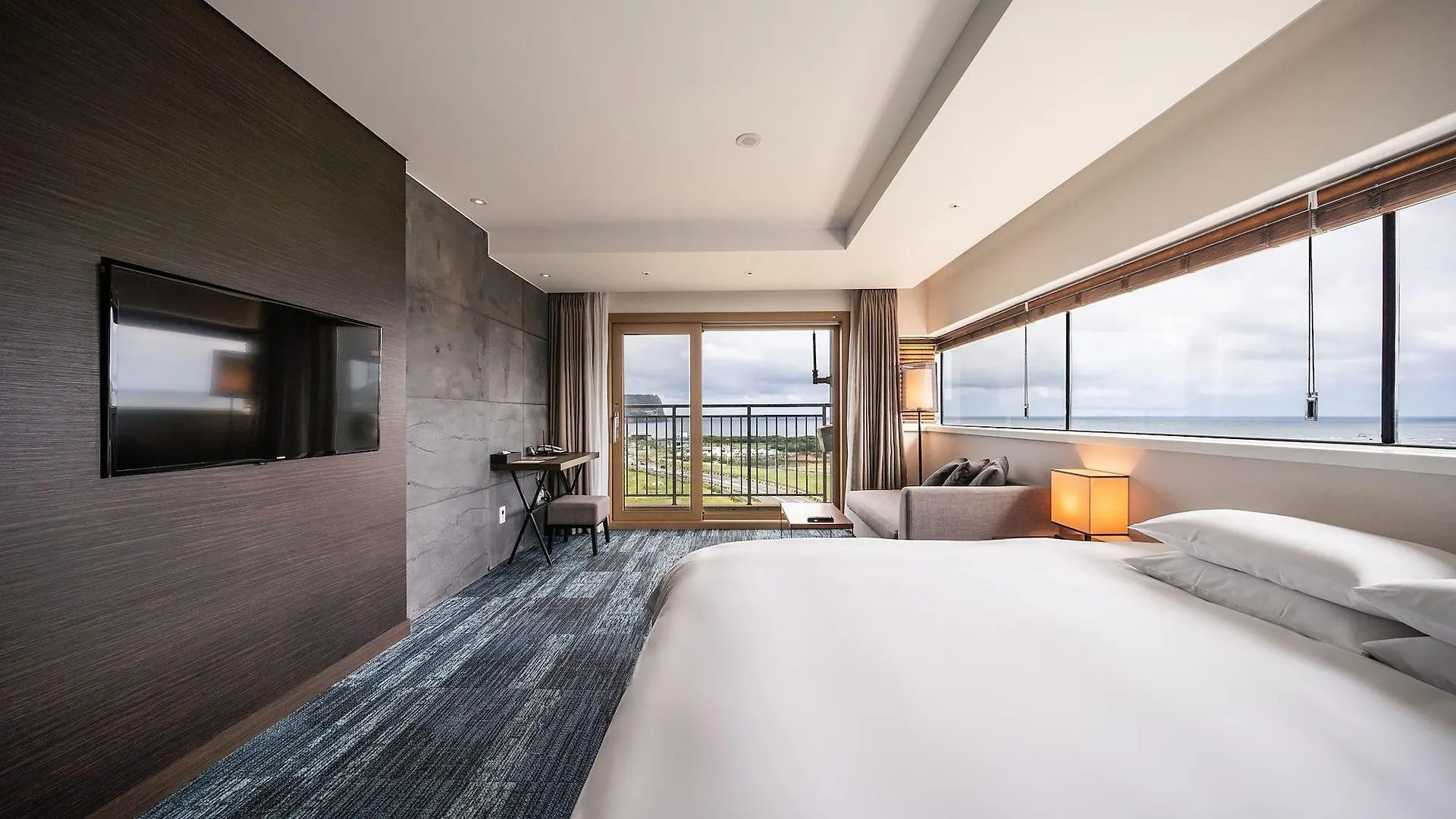 Golden Tulip Jeju Seongsan Hotel