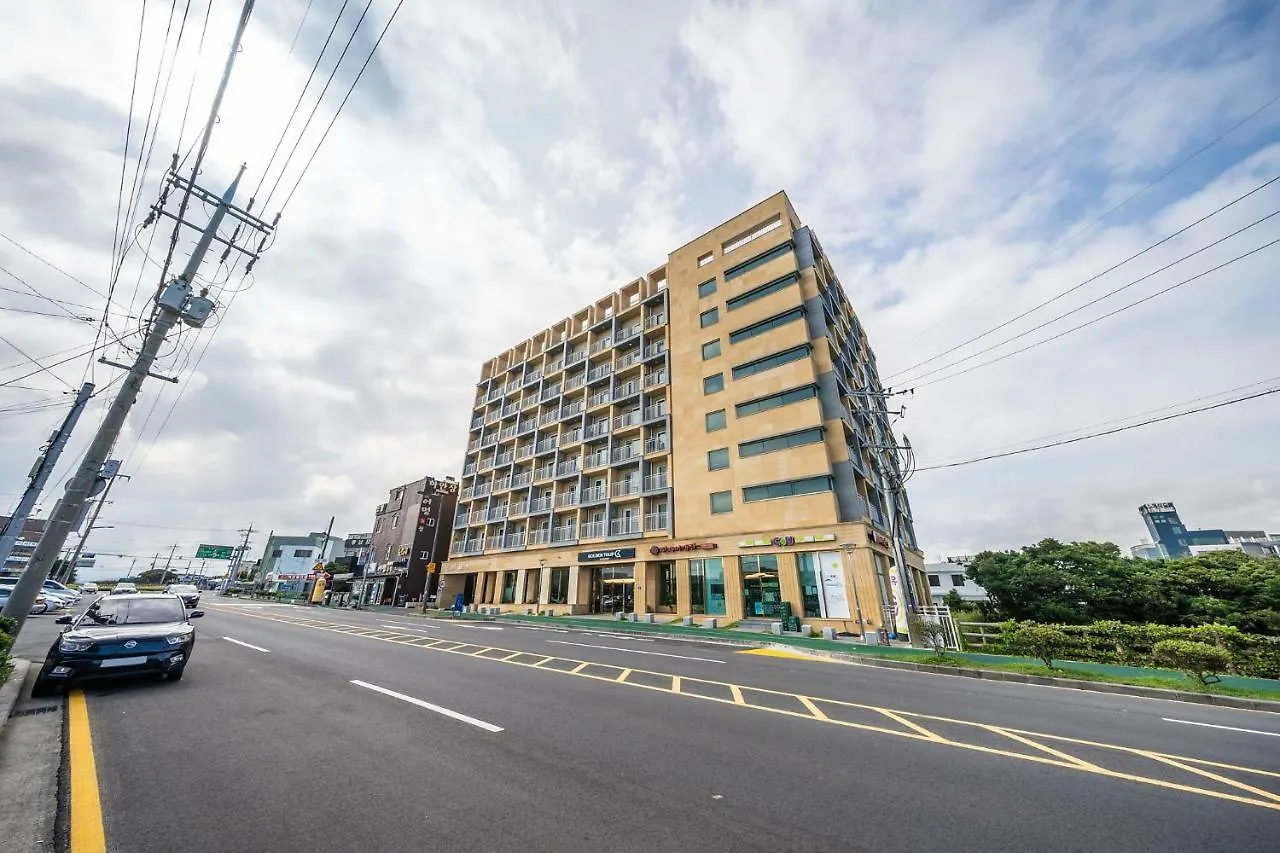 Golden Tulip Jeju Seongsan Hotel Dél-Korea