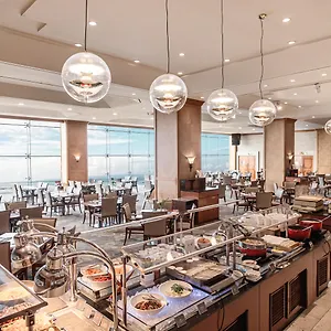 Ramada Plaza By Wyndham Ocean Front Чеджудо