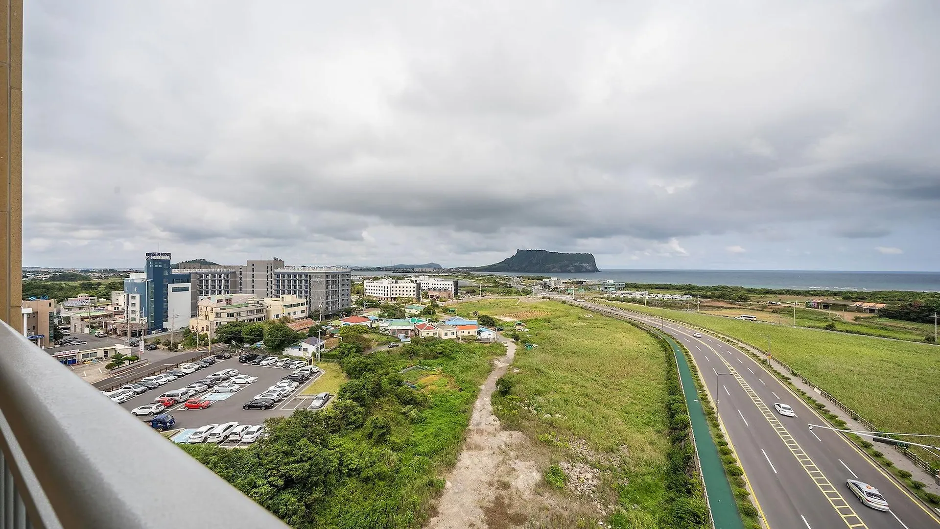 Golden Tulip Jeju Seongsan Hotel 3*,  South Korea