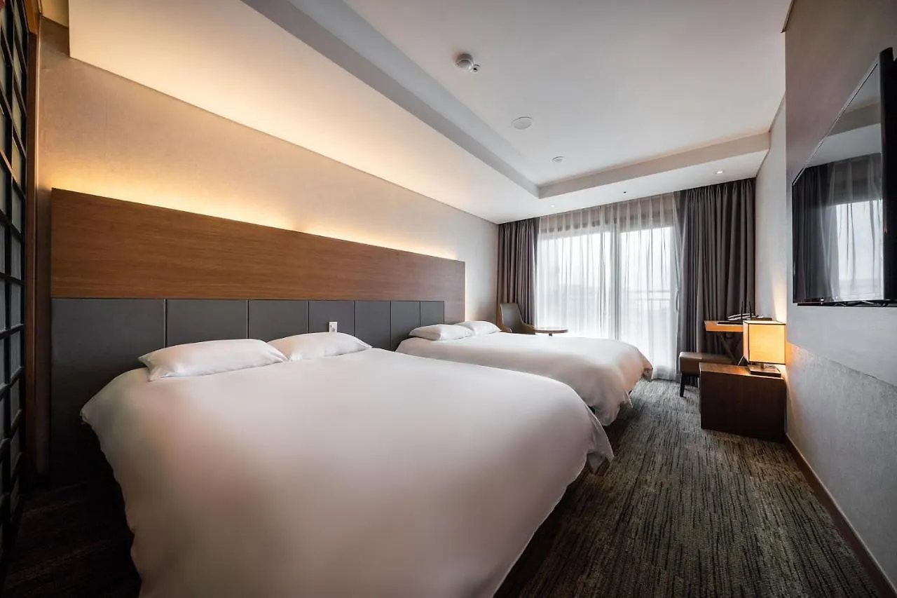 Golden Tulip Jeju Seongsan Hotel 3*,  Jižní Korea